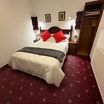 Tullyeskar House 4* Philipstown